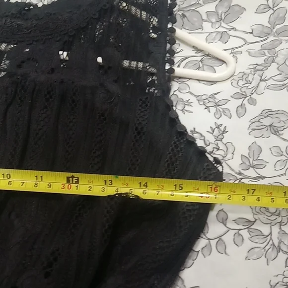 Pretty Black Lace Top - Picture 8 of 16